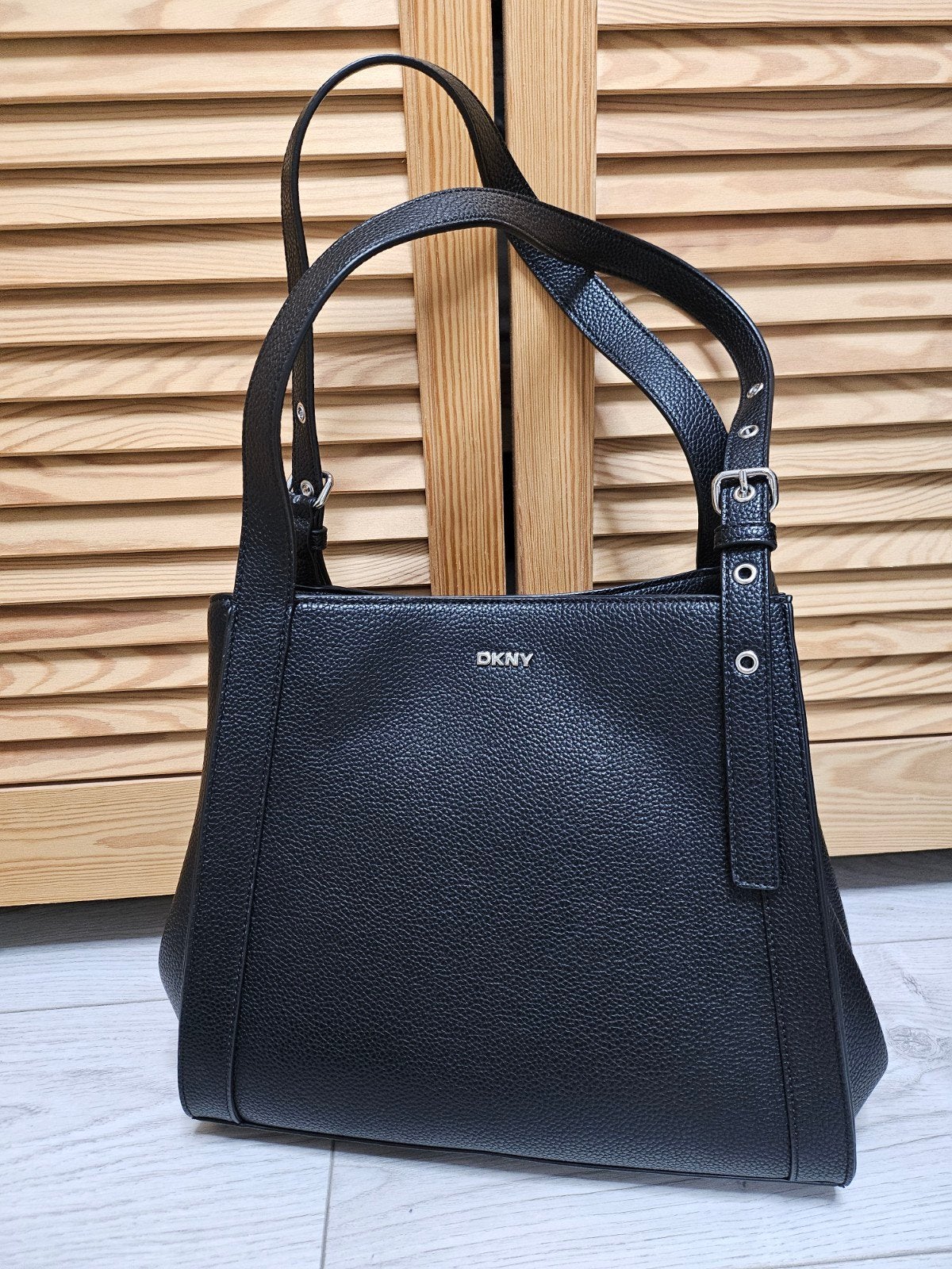 Originele DKNY Willa Handtas / Shopper – Zwart met Zilveren, Ophalen of Verzenden, Zo goed als nieuw, Zwart, Handtas