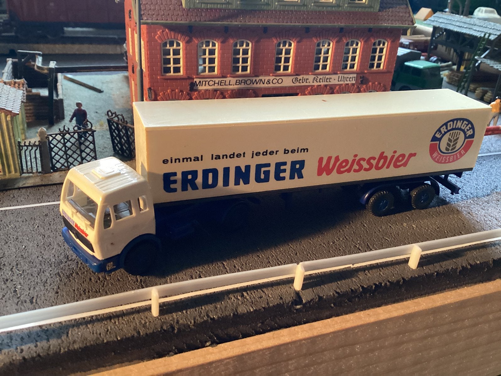 Mercedes-Benz van Roskopf, Hobby en Vrije tijd, Modelauto's | 1:87, Ophalen of Verzenden, Zo goed als nieuw, Bus of Vrachtwagen