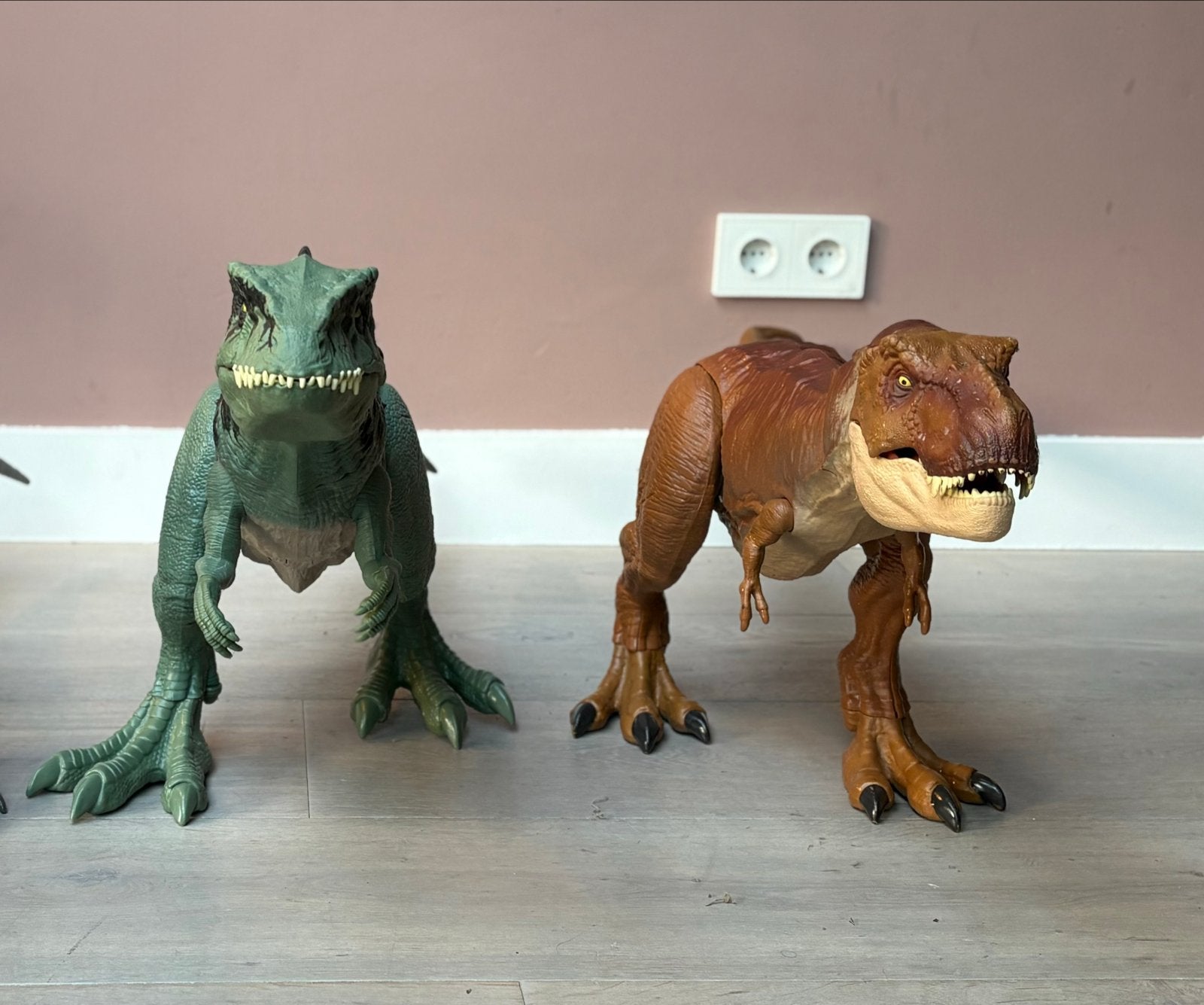 2 Jurassic World Dinosaurus Figuren 100 cm, Kinderen en Baby's, Speelgoed | Actiefiguren, Ophalen, Gebruikt