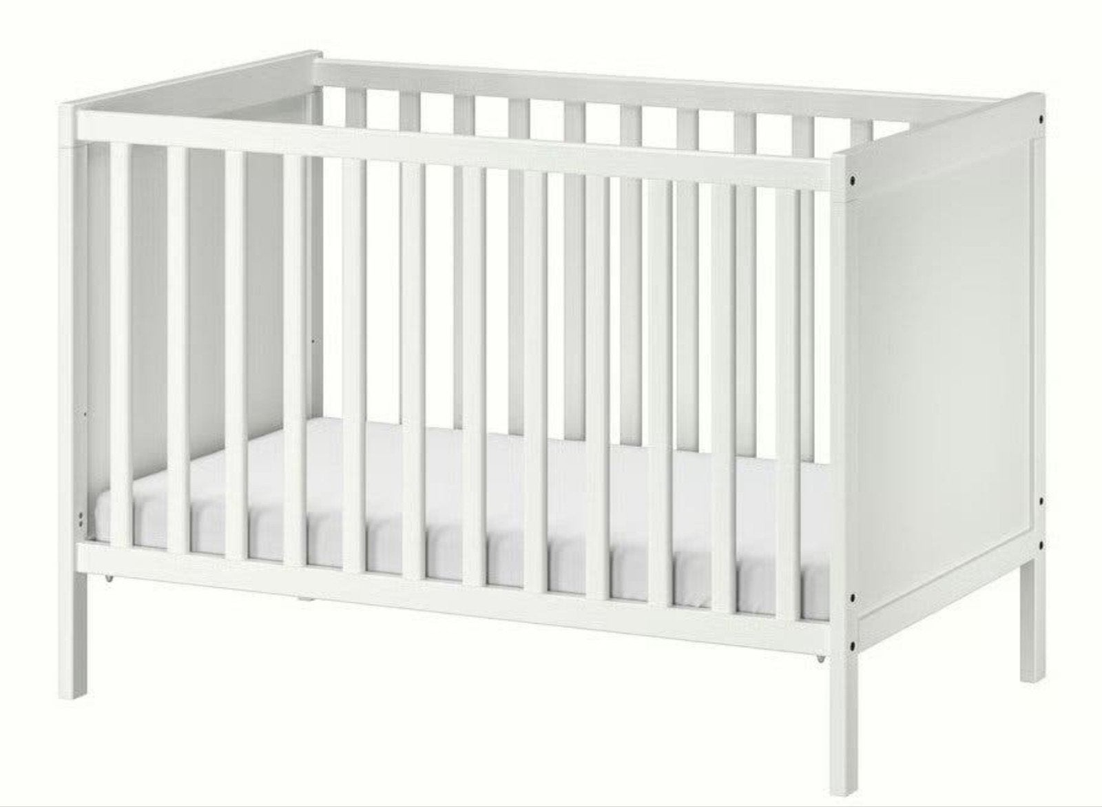 IKEA Sundvik ledikant 60x120 cm + SKÖNAST foammatras

In per, Ophalen, Zo goed als nieuw, Ledikant