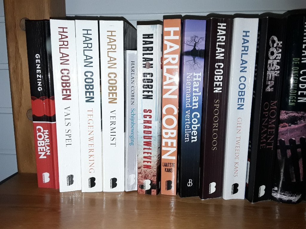 Harlan Coben Boekenpakket met 28 Boeken, Ophalen of Verzenden, Zo goed als nieuw, Harlan Coben, Europa overig