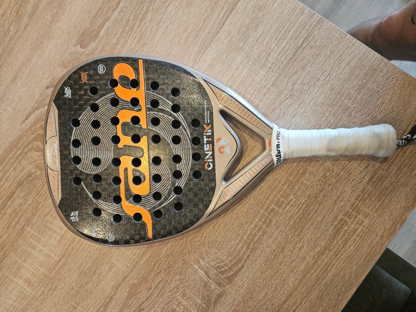 Padel racket Sane Cinetik 28 Pro Javi Ruiz, Ophalen of Verzenden, Zo goed als nieuw