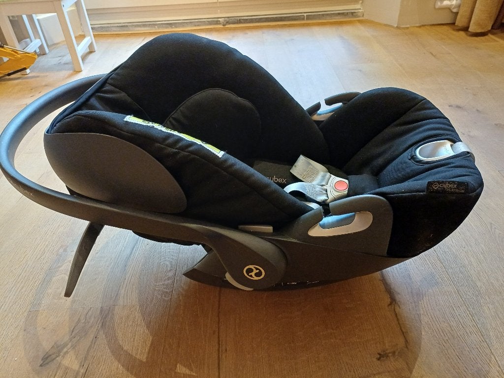 Cybex autostoel Cloud Z i size + base, Gebruikt, Verstelbare rugleuning, Isofix, 0 t/m 13 kg