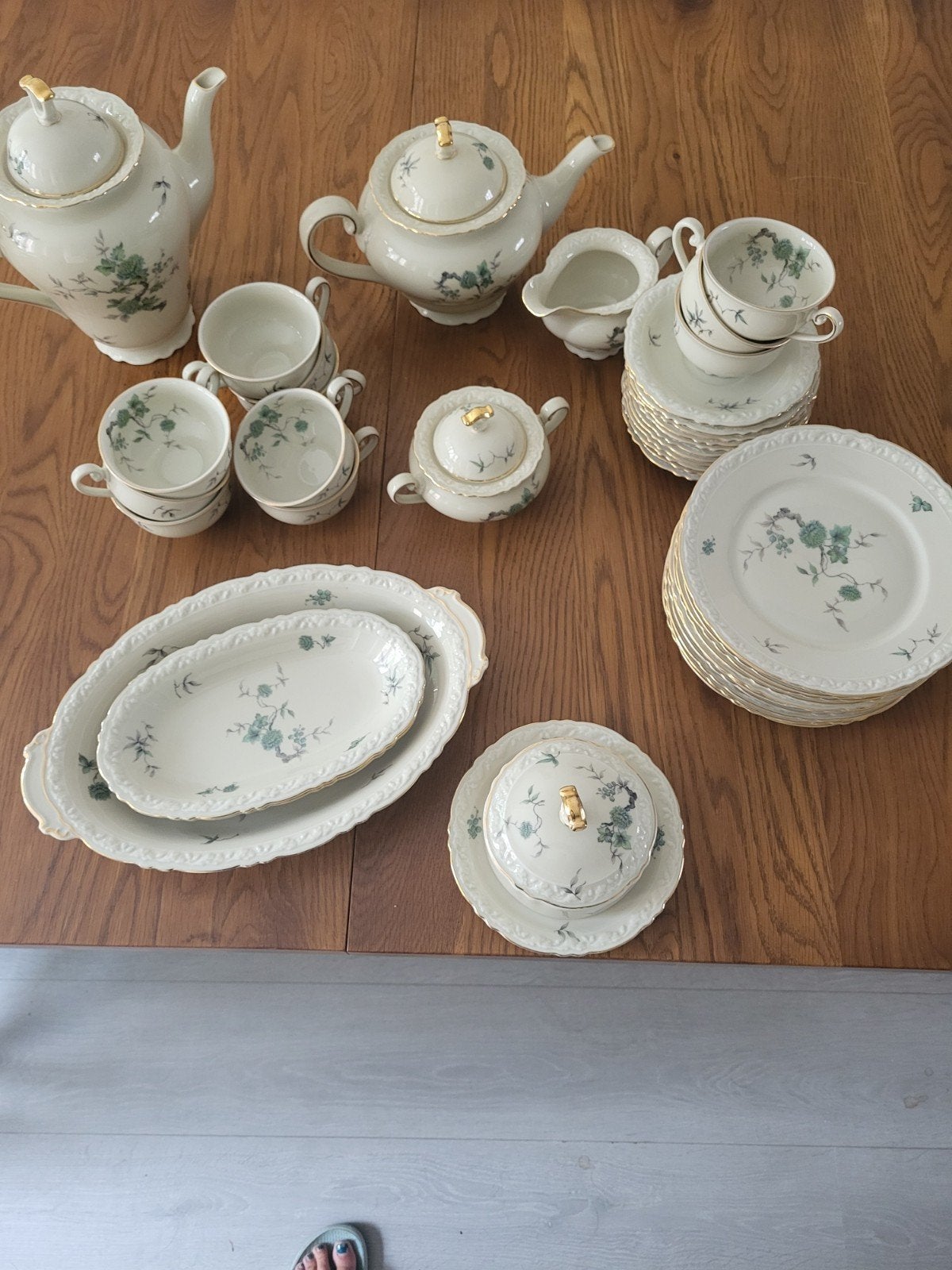 Compleet servies Hertel Jacob Porzellan, Ophalen of Verzenden, Zo goed als nieuw, Porselein, Overige stijlen