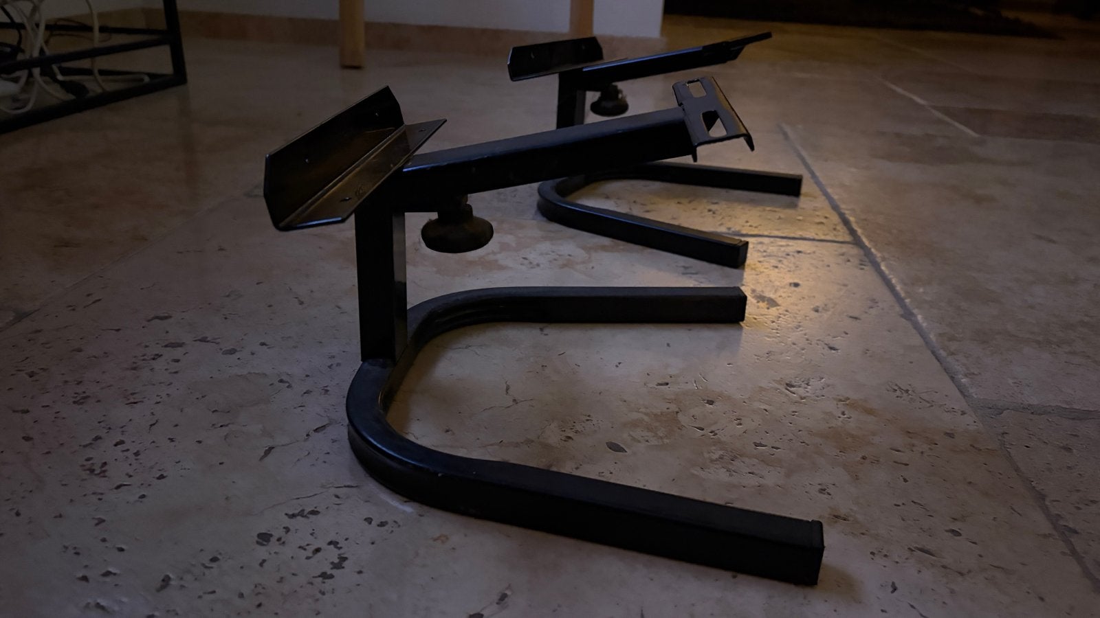 Zwarte metalen luidsprekerstandaards (set van 2), Ophalen of Verzenden