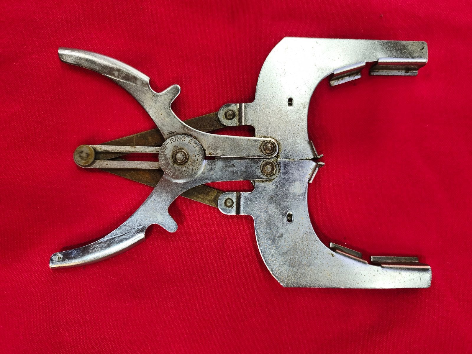 Belzer zuigerveertang in goede staat, Ophalen of Verzenden, Gebruikt
