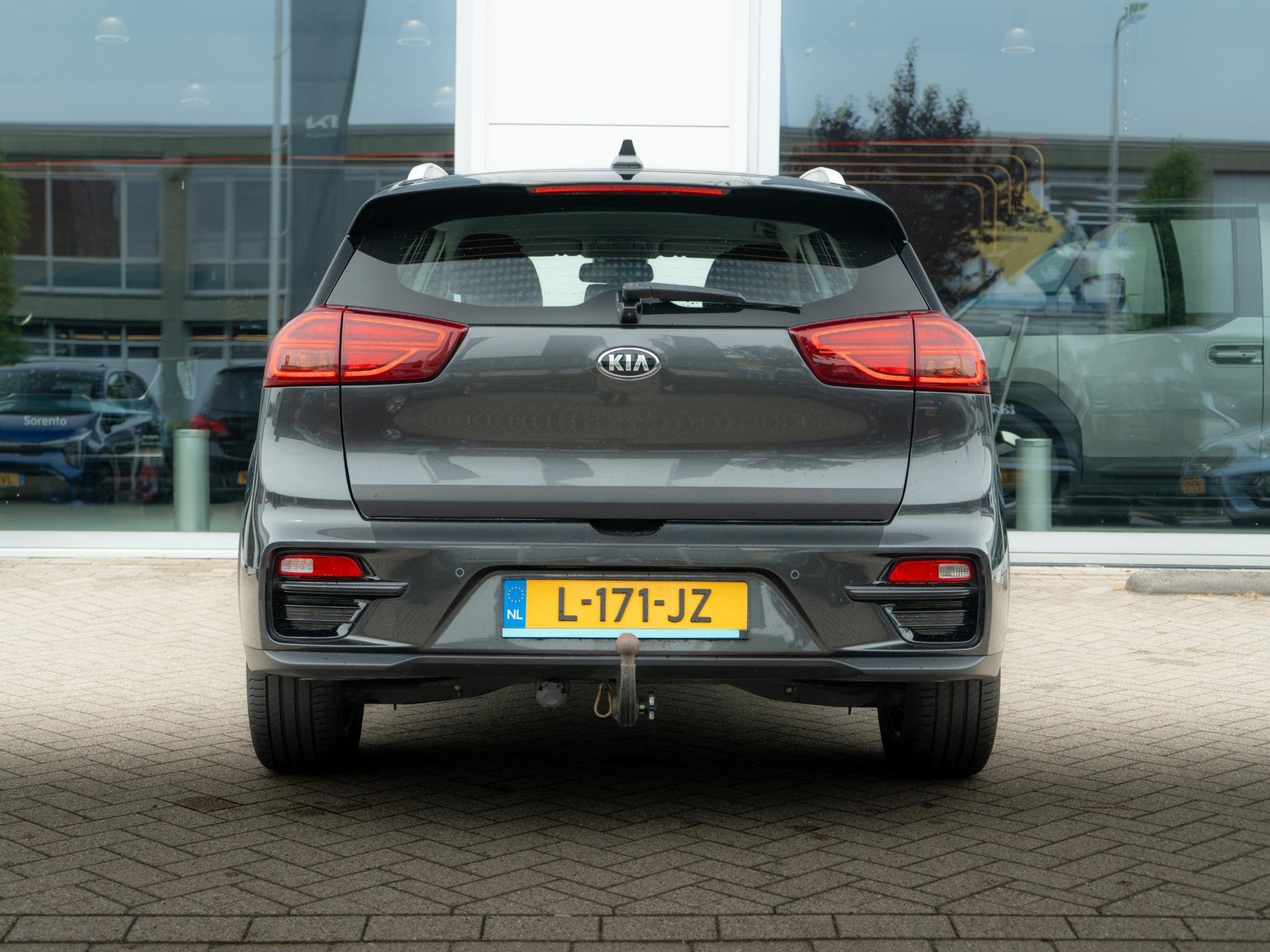Foto 10 van Kia e-Niro DynamicLine 64 kWh | Trekhaak | 3 Fase | Adaptiev