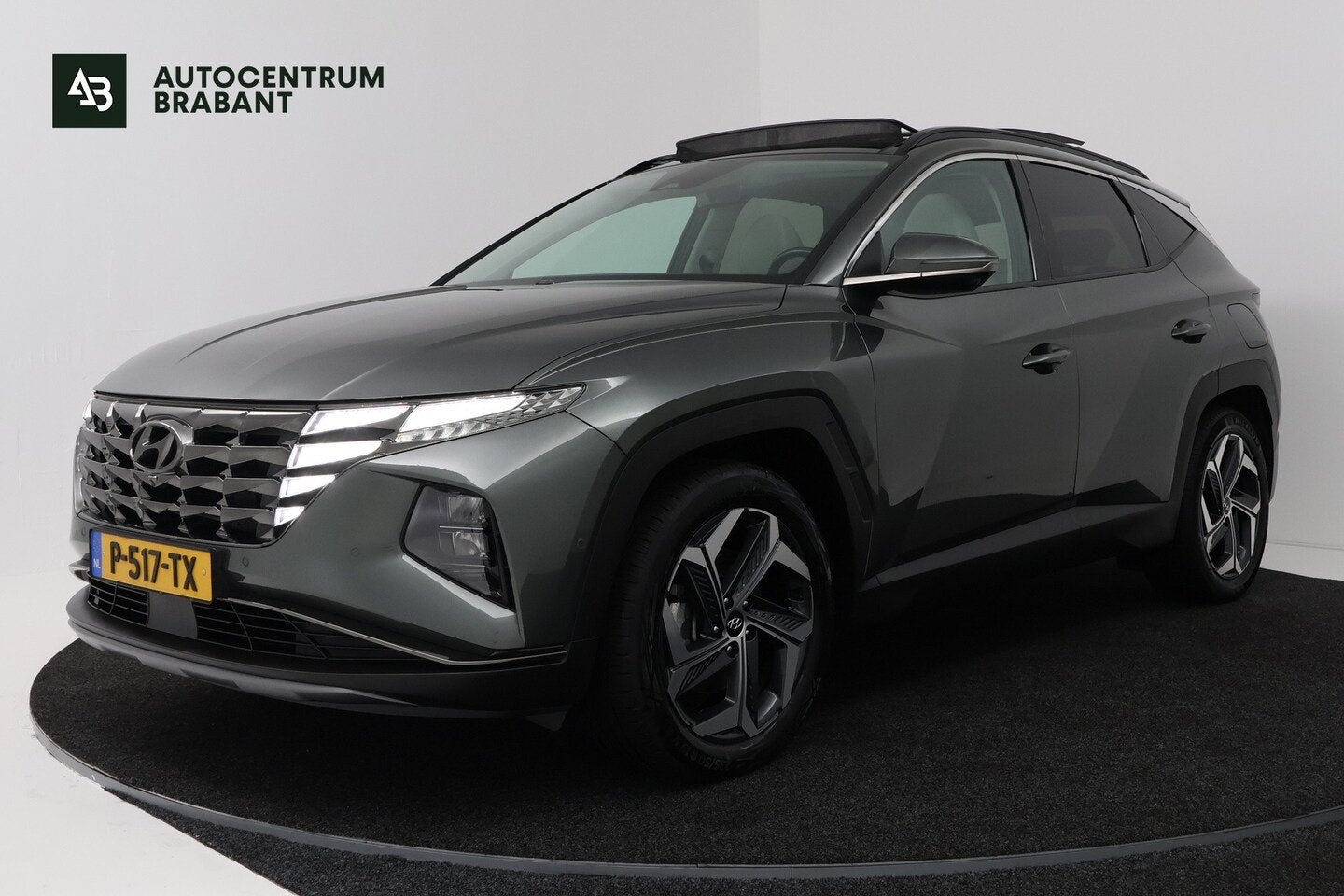 Hyundai Tucson 1.6 T-GDI PHEV Premium Sky 4WD (PANORAMADAK,, Automaat, 1350 kg, Gebruikt, Euro 6