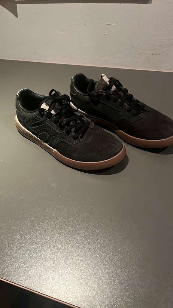 Adidas Five Ten schoenen, Ophalen of Verzenden, Gebruikt, Schoenen
