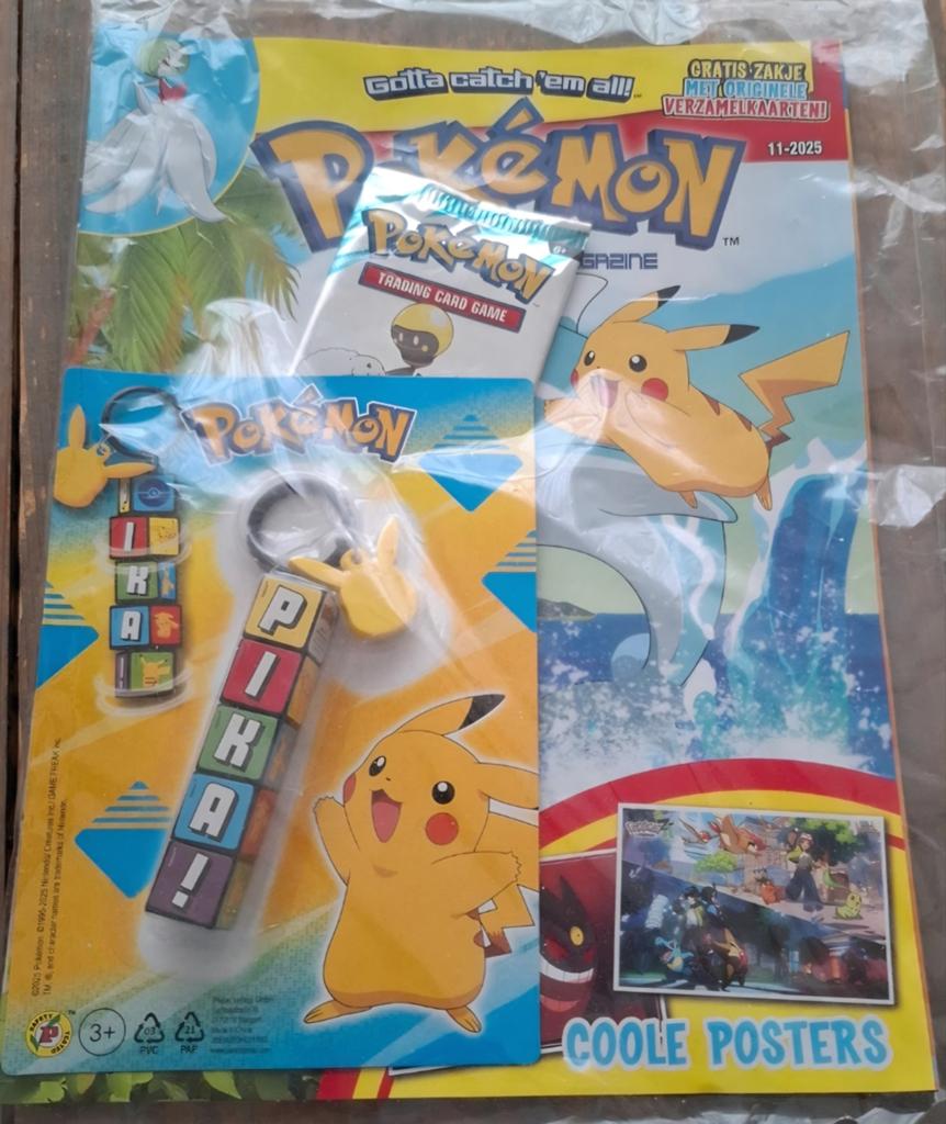 Pokémon Magazine met Mega-Gengar en Pikachu sleutelhanger, Ophalen of Verzenden, Nieuw, Boek of Catalogus