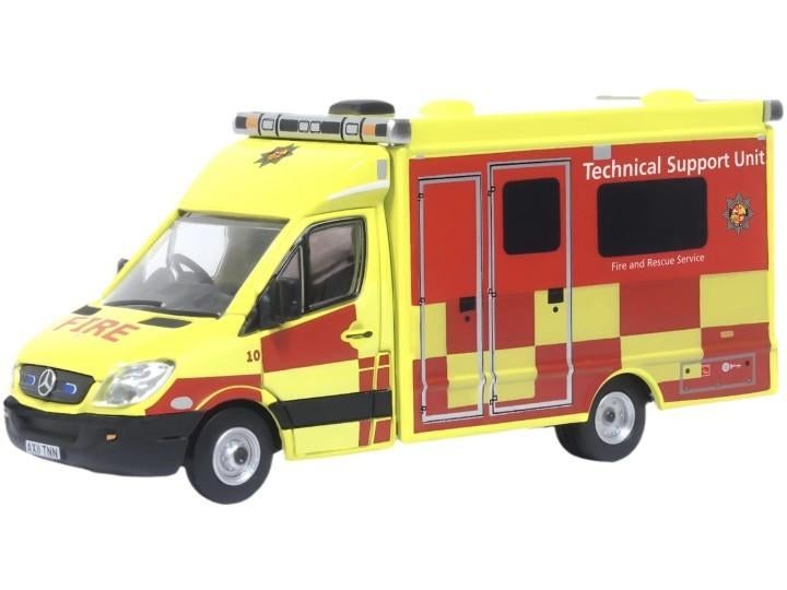 Oxford Mercedes Sprinter Ambulance / Schaal 1:76 / NIEUW, Oxford, Nieuw, Ophalen of Verzenden, Bus of Vrachtwagen