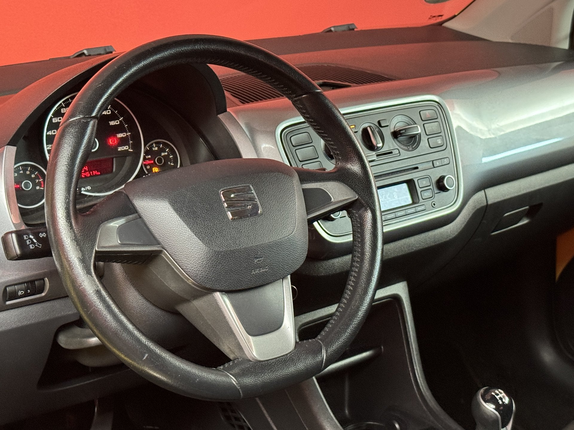 SEAT Mii 1.0 Style Chic | Lichtmetaal | Airco | (bj 2014), Auto's, Voorwielaandrijving, Stof, Gebruikt, Met garantie (alle)
