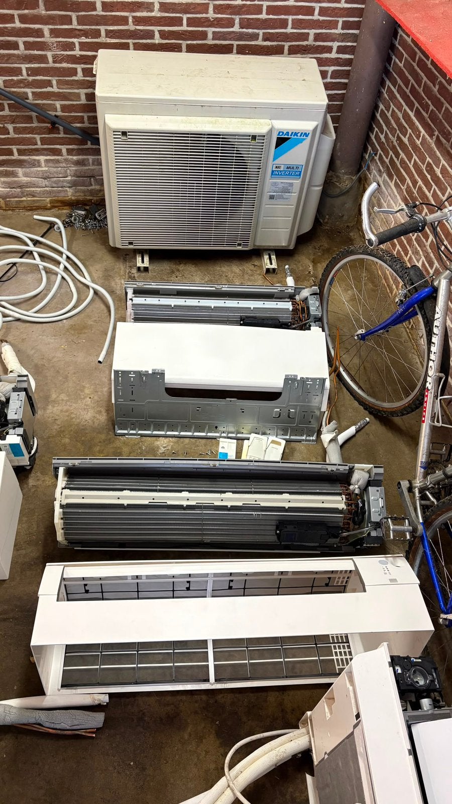 Daikin multi-split airco’s 3x buiten, 5x binnen, Ophalen, Timer, 3 snelheden of meer, Gebruikt