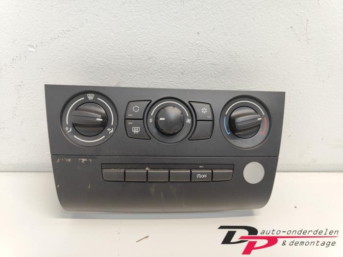 Kachel Bedieningspaneel van een BMW 1-Serie, Gebruikt, -, -, Ophalen of Verzenden