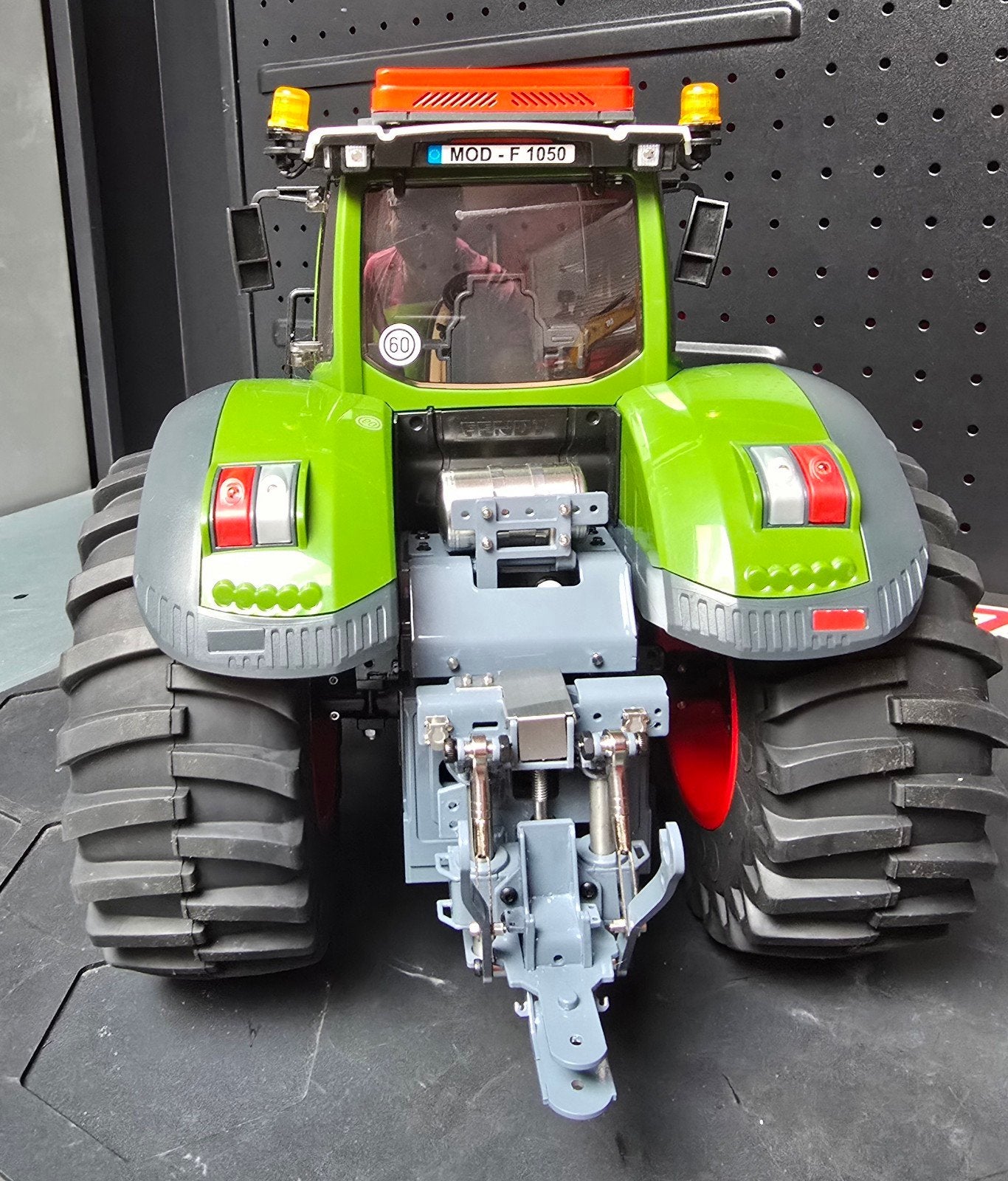 LESU Fendt 1050 RC Tractor + hydraulische kieper kit, Auto offroad, Nieuw, Schaal 1:16, RTR (Ready to Run)