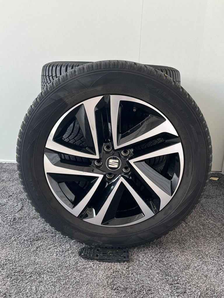 18" Seat Tarraco Velgen met winterbanden - Falken, 18 inch, Gebruikt, Velg(en), 235 mm