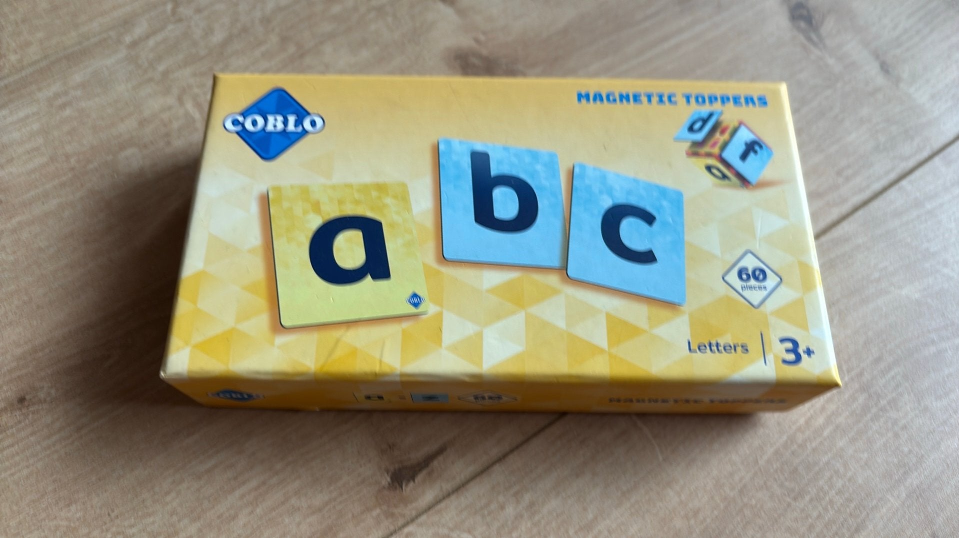 Coblo letters, Ophalen of Verzenden, Gebruikt, Ontdekken