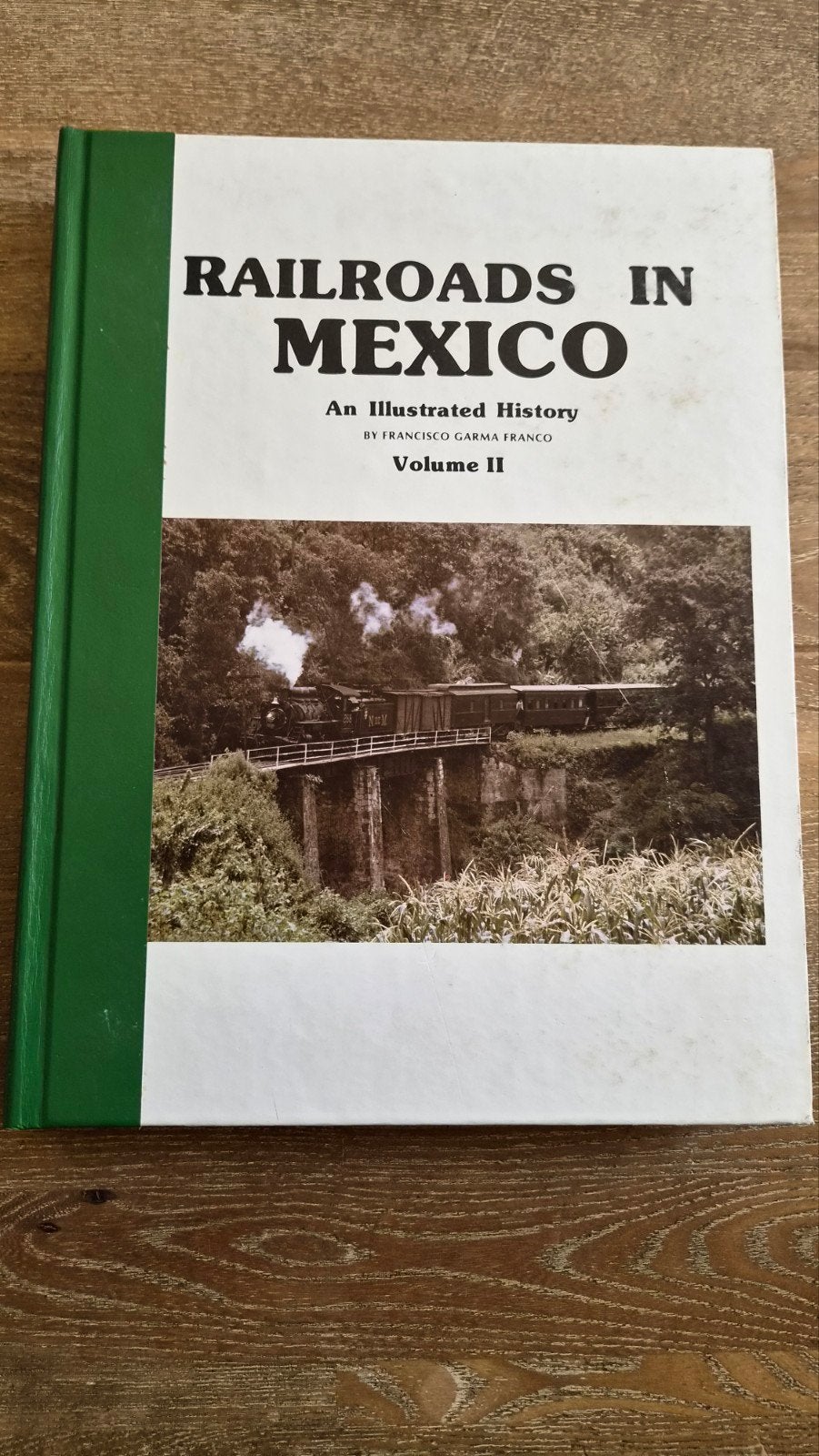 Railroads in Mexico, Ophalen of Verzenden, Gelezen, Trein