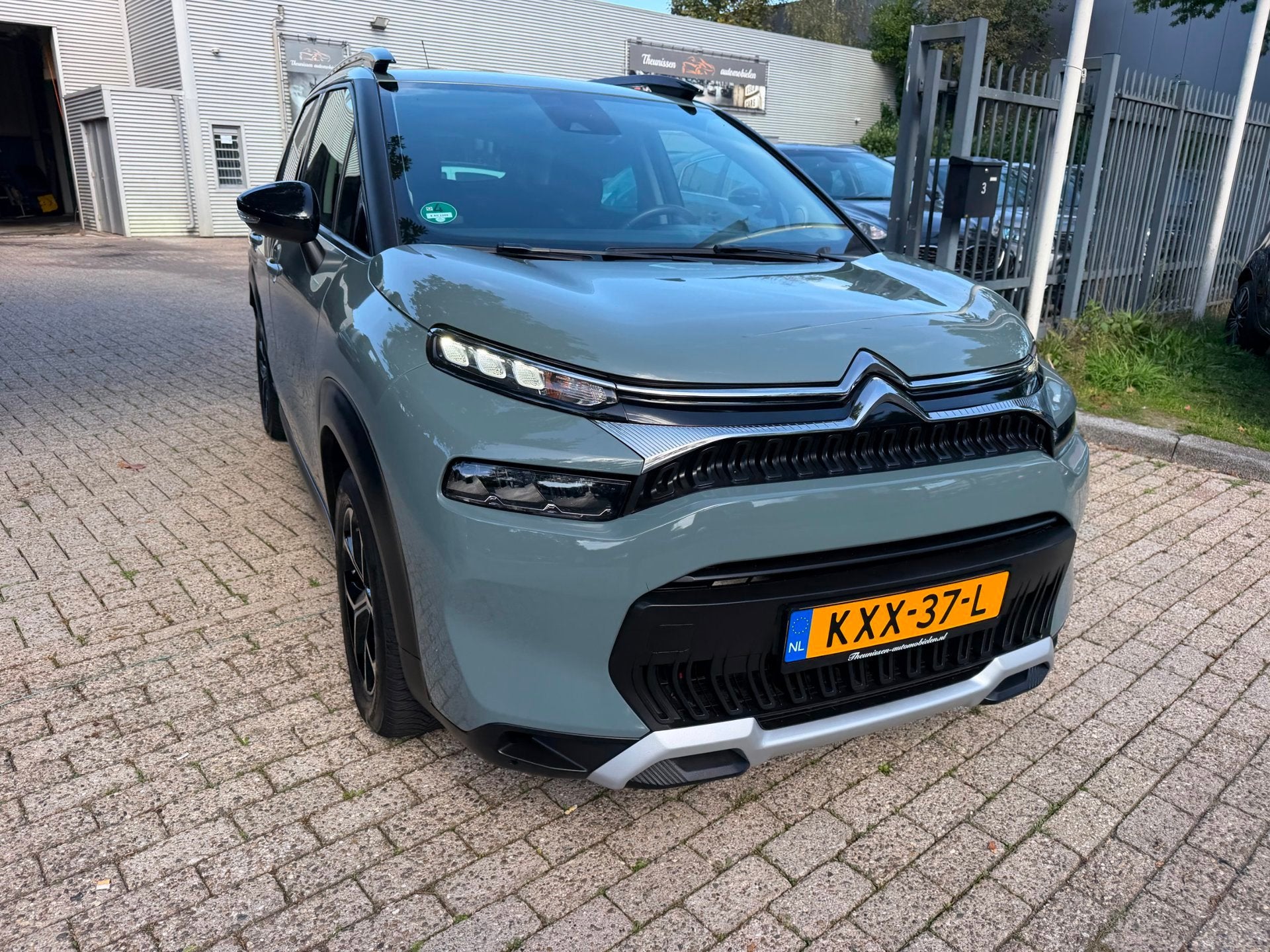 Citroen C3 AIRCROSS 1.2 PureTech Max 1e eigenaar 23.979 km d, Auto's, Voorwielaandrijving, Dealer onderhouden, Gebruikt, 1199 cc