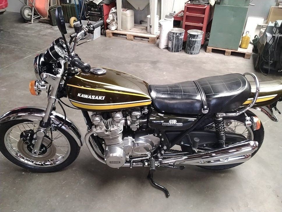 Kawasaki Z1 900 uit 1974 - Oude Glorie Herleeft, 4 cilinders, Motorrijbewijs A, Gebruikt, Meer dan 35 kW