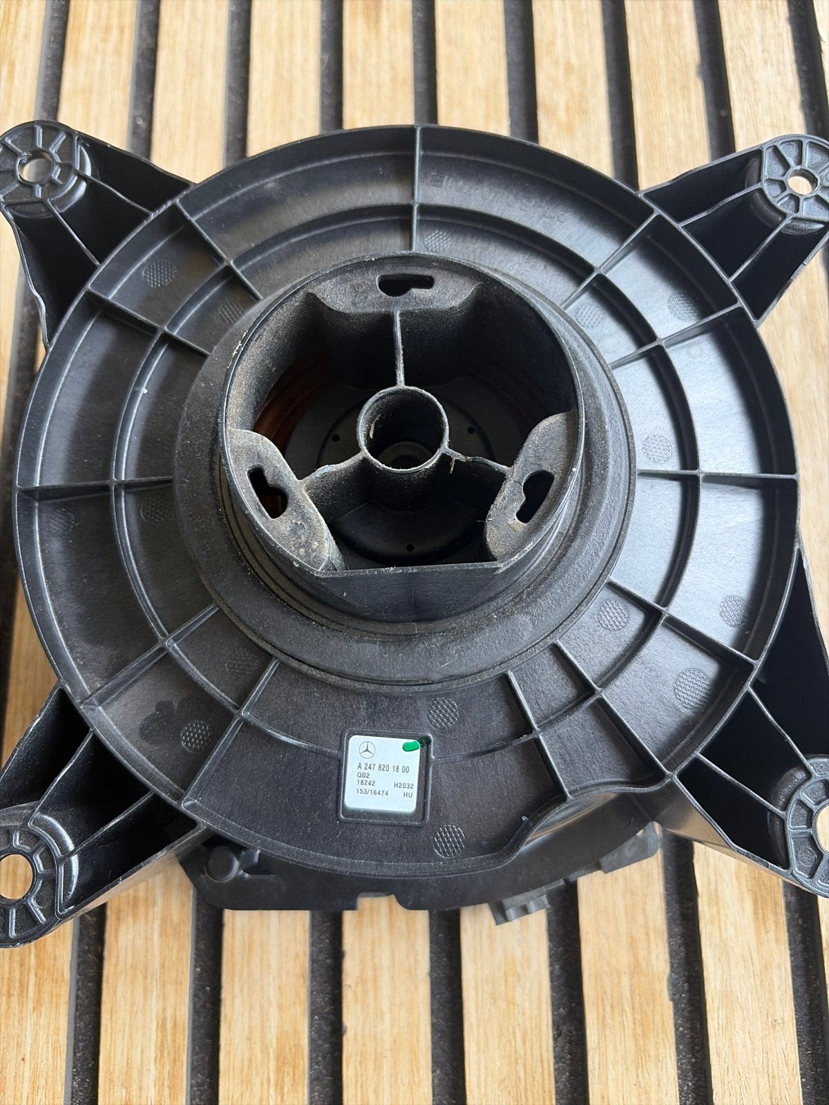 Mercedes-Benz Subwoofer A247 820 18 00, Ophalen of Verzenden, Zo goed als nieuw