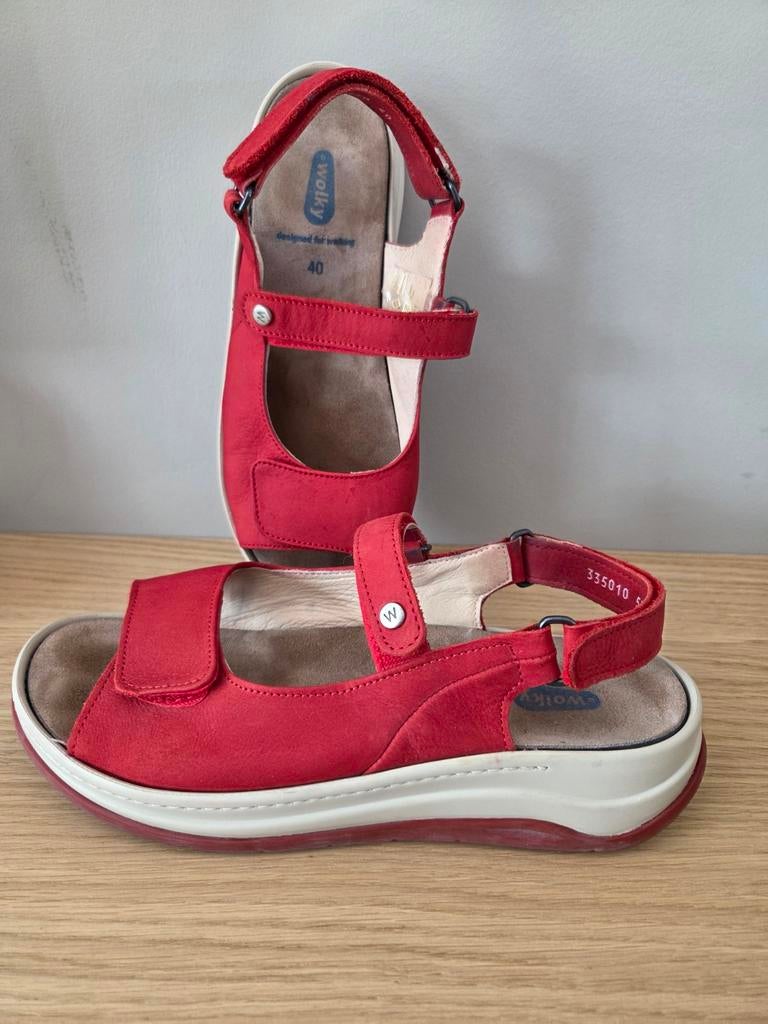 Wolky sandalen rood maat 40 - Nette staat, Wolky, Gedragen, Rood, Sandalen of Muiltjes