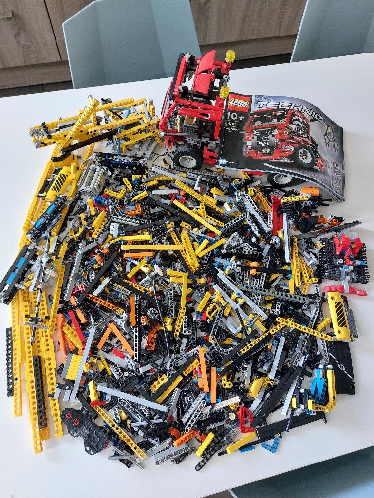 technic Lego onderdelen met 8436 vrachtauto, Kinderen en Baby's, Speelgoed | Duplo en Lego, Gebruikt, Lego, Ophalen of Verzenden