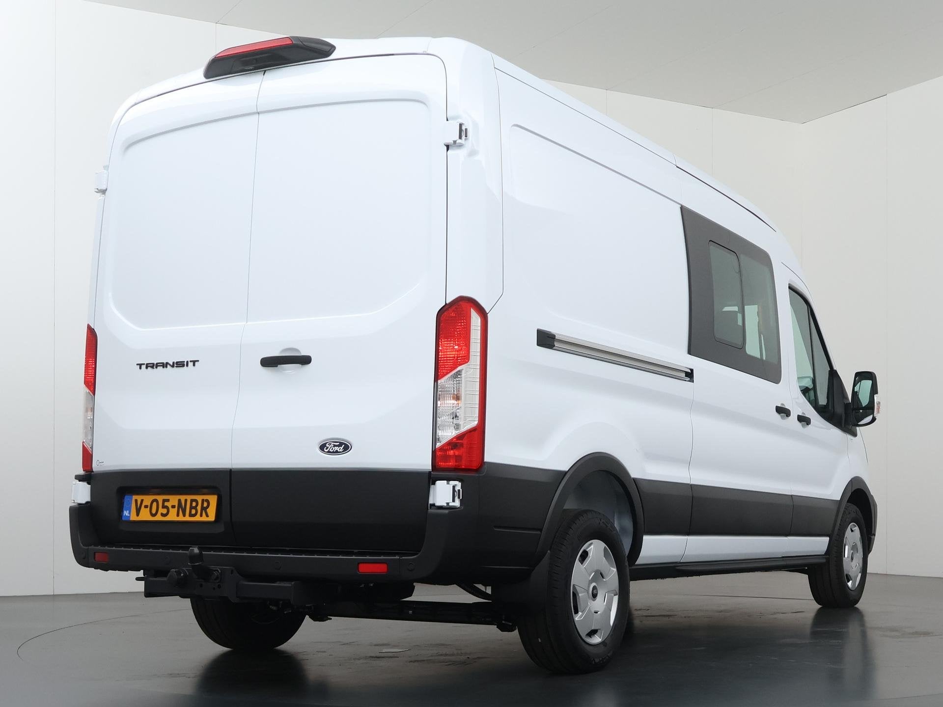 Ford Transit 350 | 2.0 TDCI | L3 H2 | DUBBEL CABINE | TREND, Voorwielaandrijving, Stof, Euro 6, 4 cilinders
