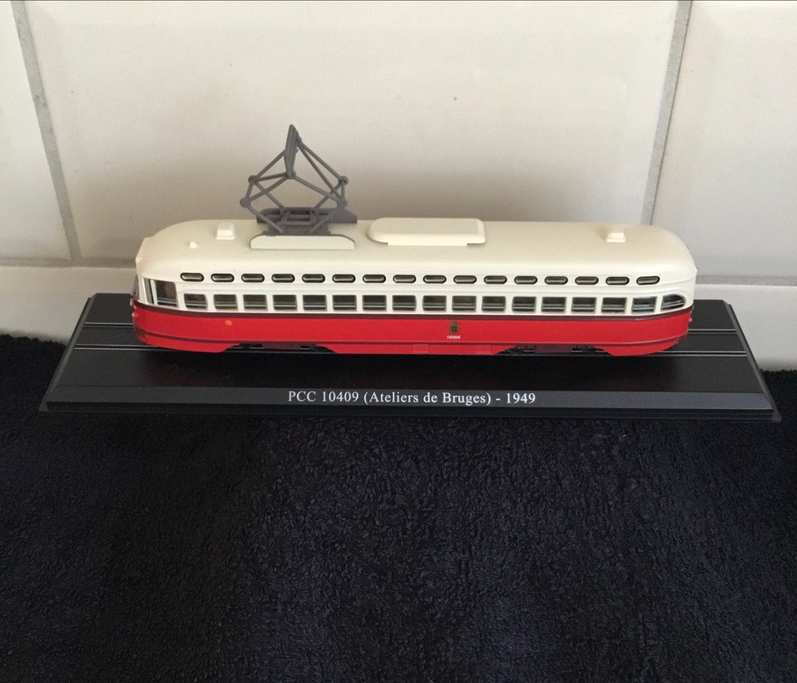 Schaalmodel PCC Tram 10409 (Ateliers de Bruges) - 1949, Ophalen of Verzenden, Zo goed als nieuw, Tram, Schaalmodel