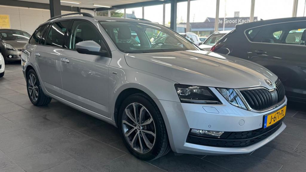 Skoda Octavia Combi 1.4 TSI Greentech Style Business automaa, Stof, 4 cilinders, 150 pk, 1191 kg