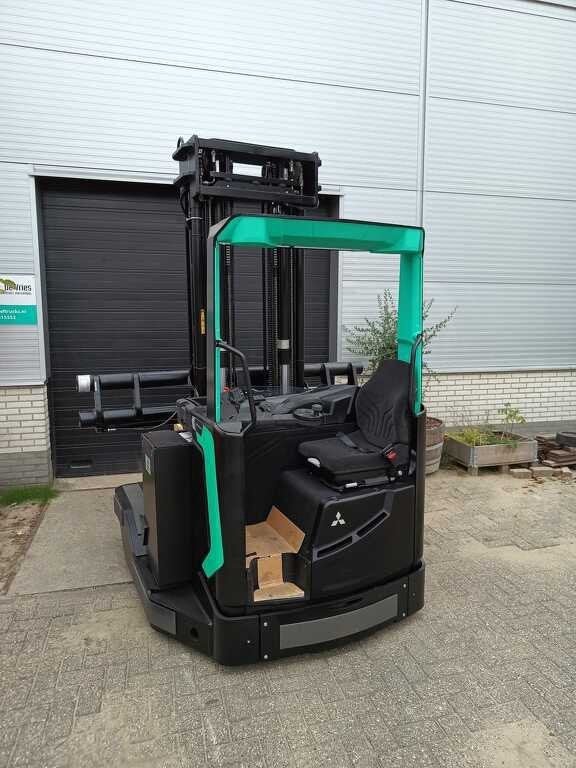 Mitsubishi, 2000 tot 3000 kg, Elektrisch, Reachtruck, Mitsubishi