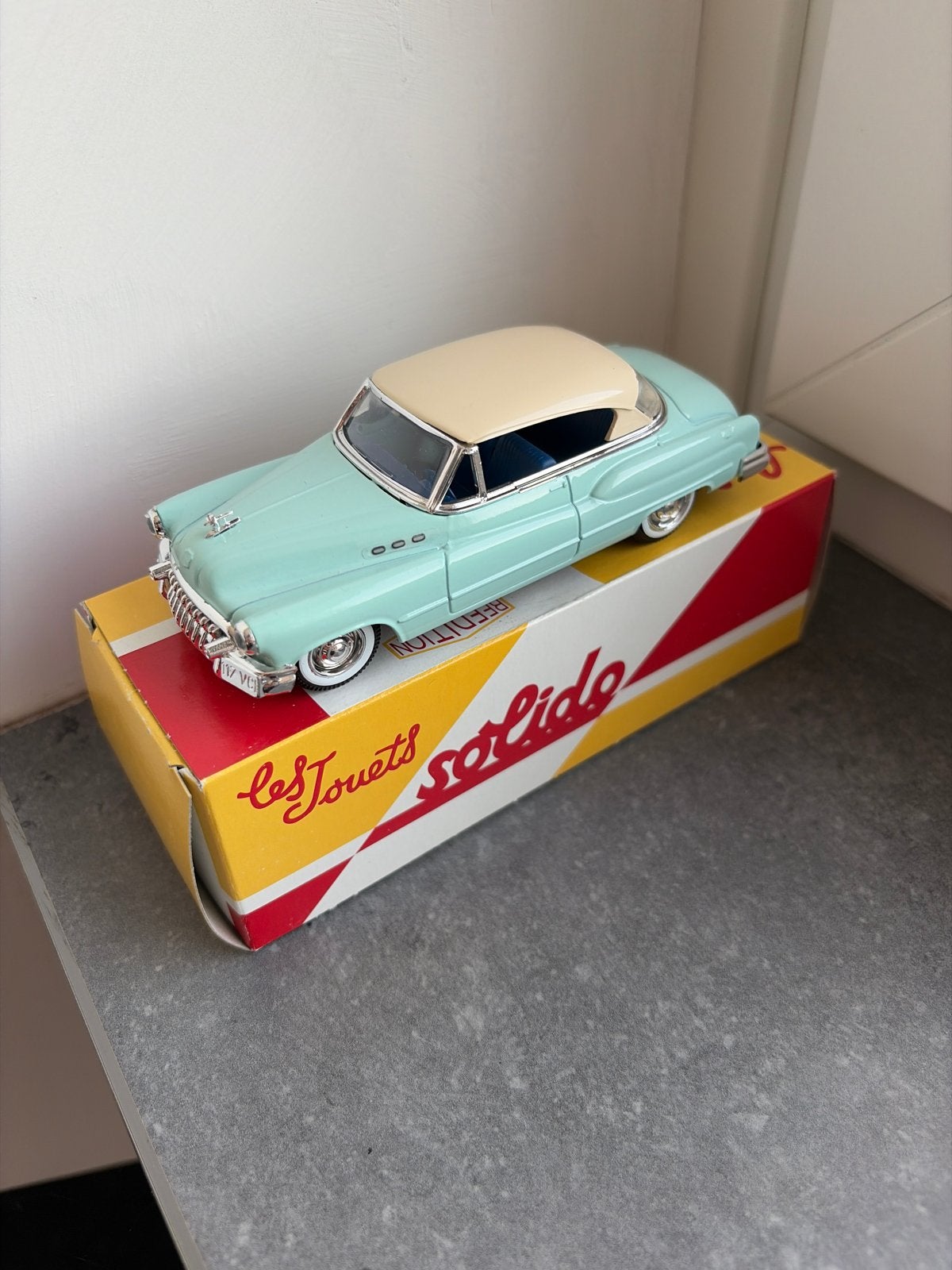 Solido Buick 1950 modelauto - Zo goed als nieuw, Ophalen of Verzenden, Zo goed als nieuw, Auto
