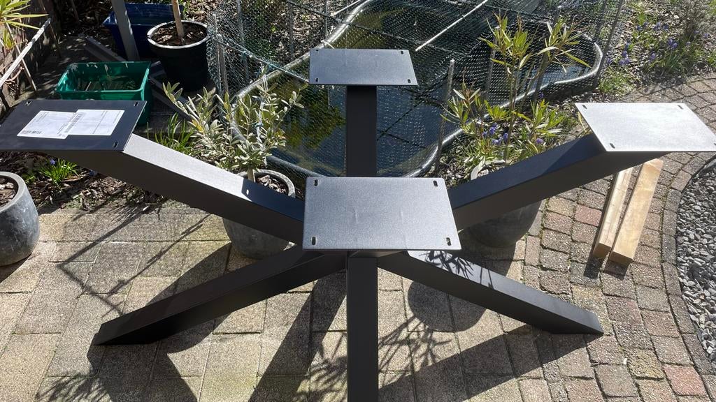 Industriële kruispoot / tafelframe staal (3D), Huis en Inrichting, Tafelonderdelen, Zo goed als nieuw, Tafelpoot, 150 tot 200 cm