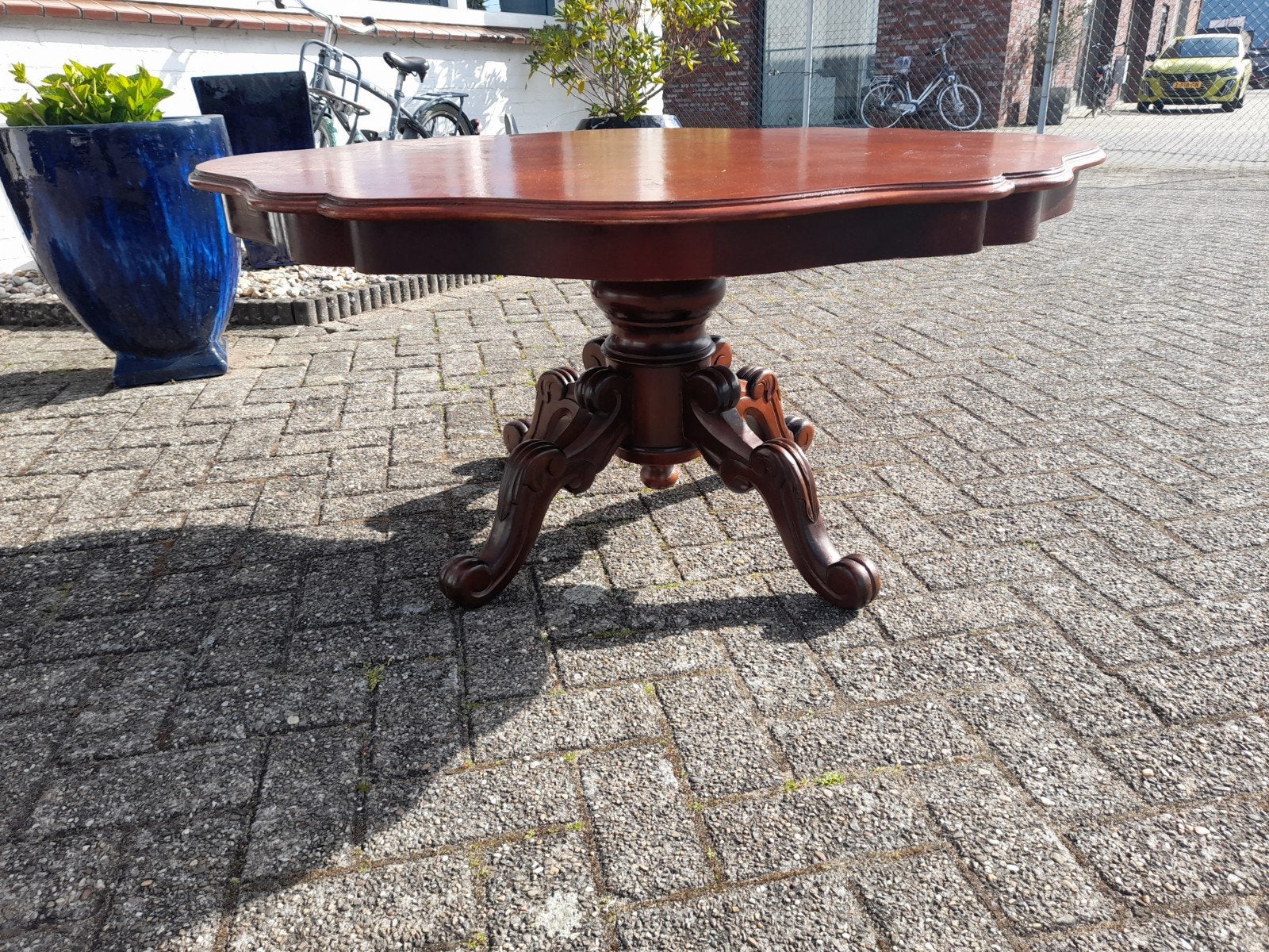 Noten barok salon tafel ovaal model, Ophalen