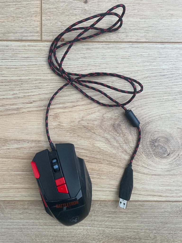 gaming muis, Computers en Software, Muizen, Ophalen, Muis, Gaming muis, Zo goed als nieuw