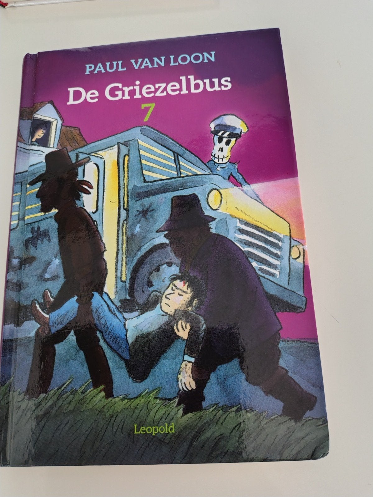 de griezelbus, Boeken, Ophalen of Verzenden, Zo goed als nieuw