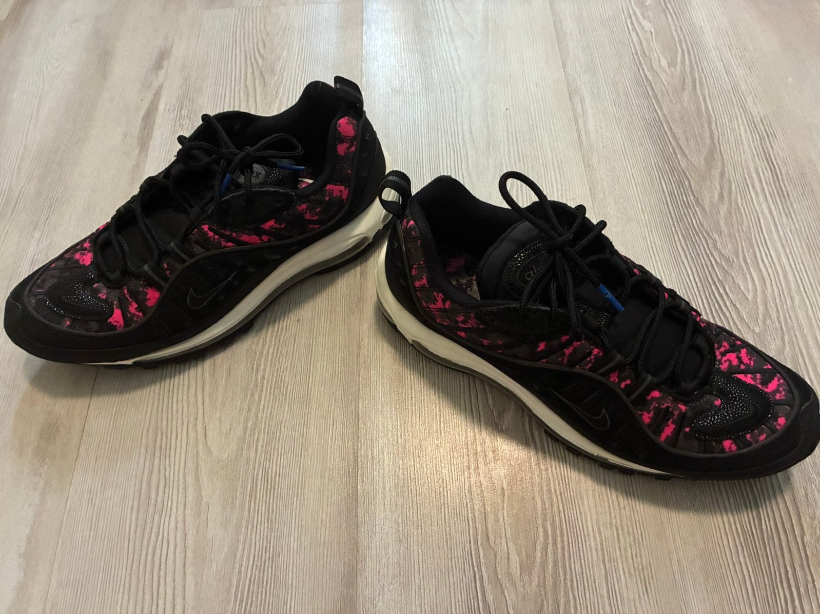 Air max 98 hyped pink, Kleding | Heren, Schoenen, Zo goed als nieuw, Sneakers of Gympen, Overige kleuren, Ophalen of Verzenden