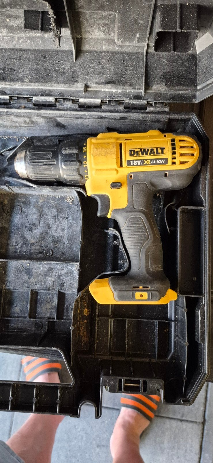 Dewalt accu schroefmachine dcd771, Ophalen of Verzenden, Gebruikt, Boor- en Schroefmachine, Variabele snelheid