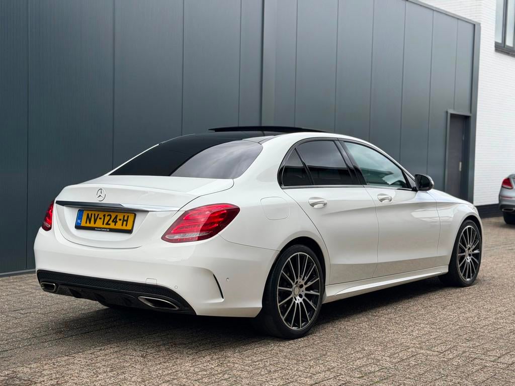 Mercedes-Benz C-klasse 180 AMG | Pano | StoelVW | NL Auto |, Automaat, Euro 6, Wit, Bedrijf