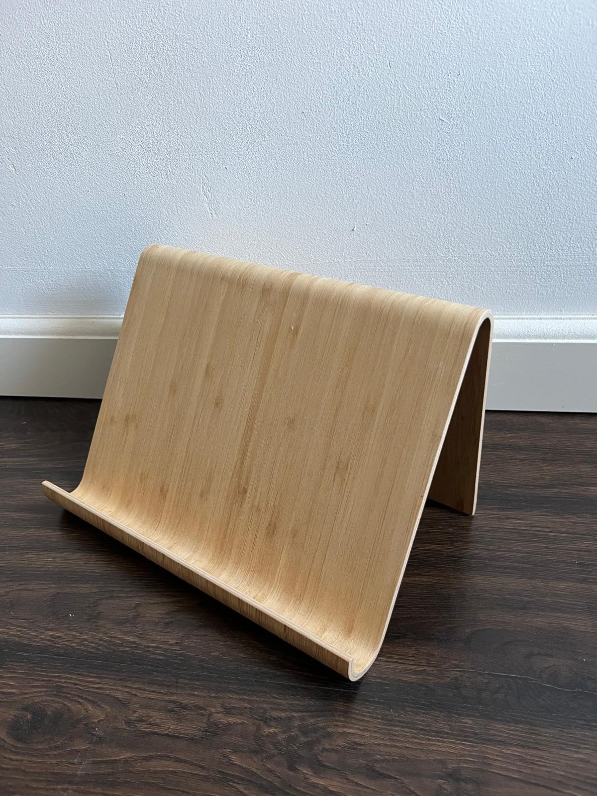 IKEA VIVALLA tablet/boekenstandaard bamboe, Ophalen, Hout, Zo goed als nieuw, Modern
