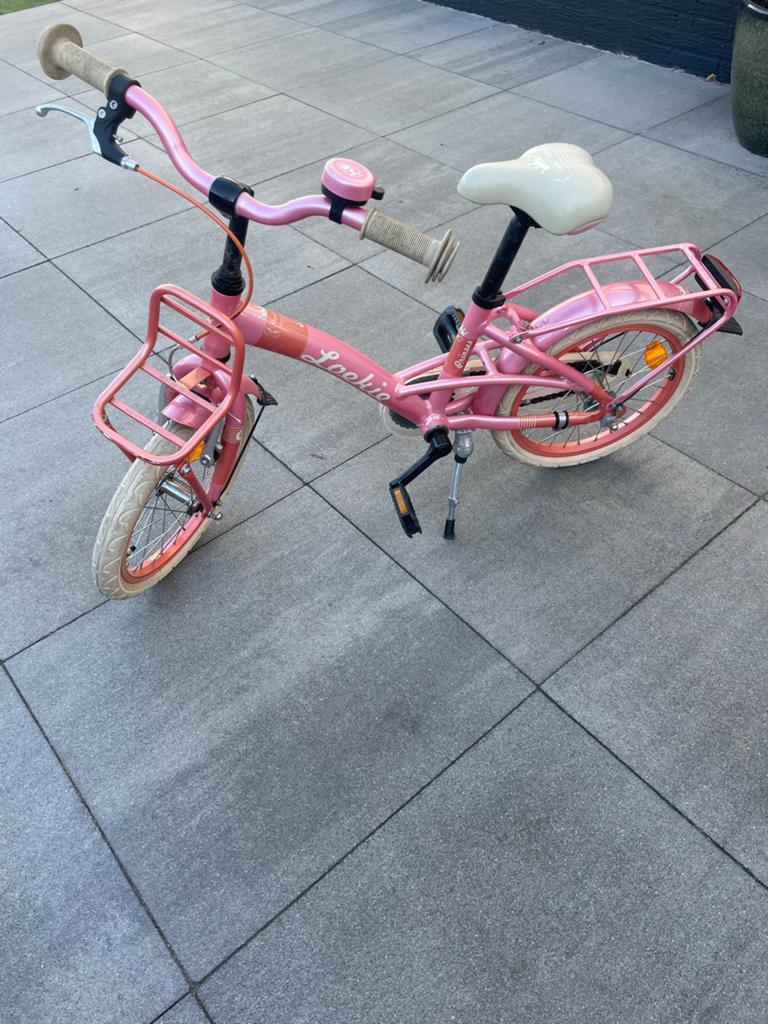 Loekie Roze kinderfiets 16 inch, Fietsen en Brommers, Fietsen | Kinderfietsjes, Ophalen, Gebruikt, Terugtraprem, 16 tot 20 inch