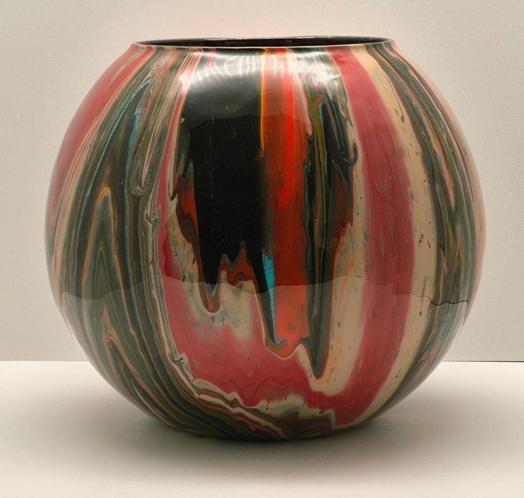 vaas gegoten uniek epoxy pouring art handmade bolvaas, Overige kleuren, Ophalen of Verzenden, Minder dan 50 cm, Glas