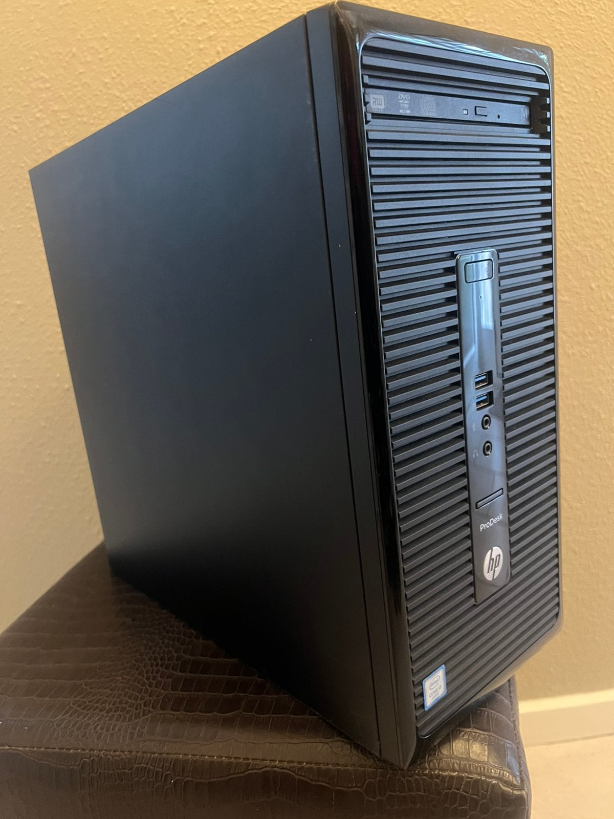 HP Prodesk 400 G3 MT Windows 11 Pro 8gb DDR 4 ram, Computers en Software, Ophalen, Zo goed als nieuw, 3 tot 4 Ghz, HDD