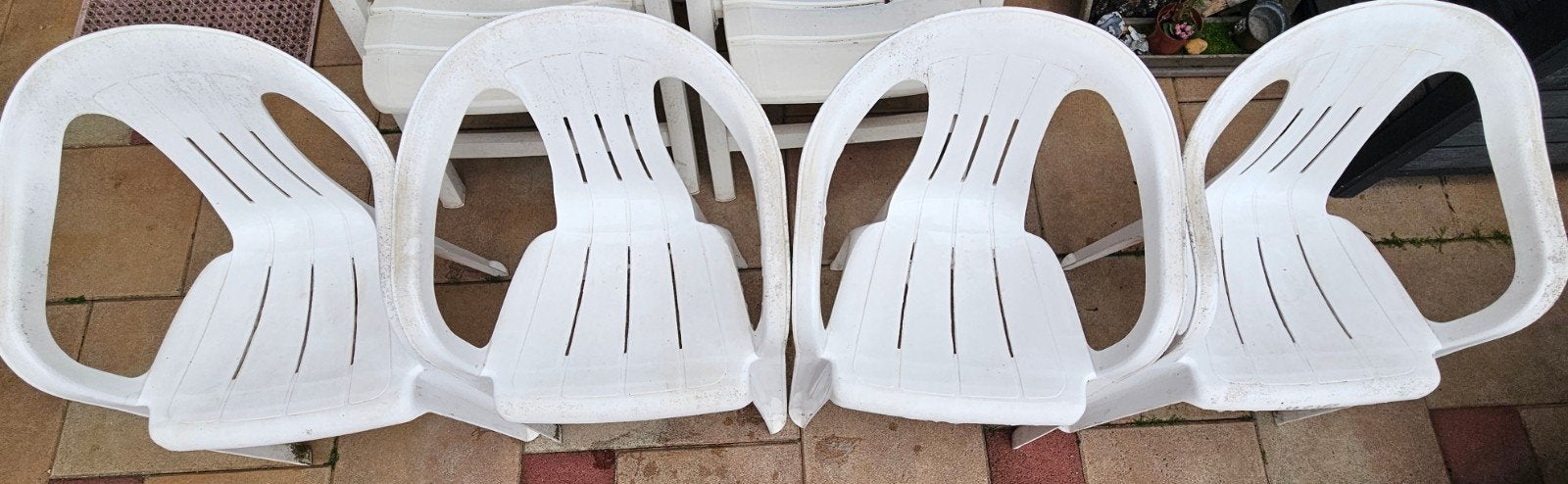 tuinstoelen 4 stapelstoelen gebruikte staat zie foto s €10, Ophalen, Gebruikt, Kunststof, Stapelbaar