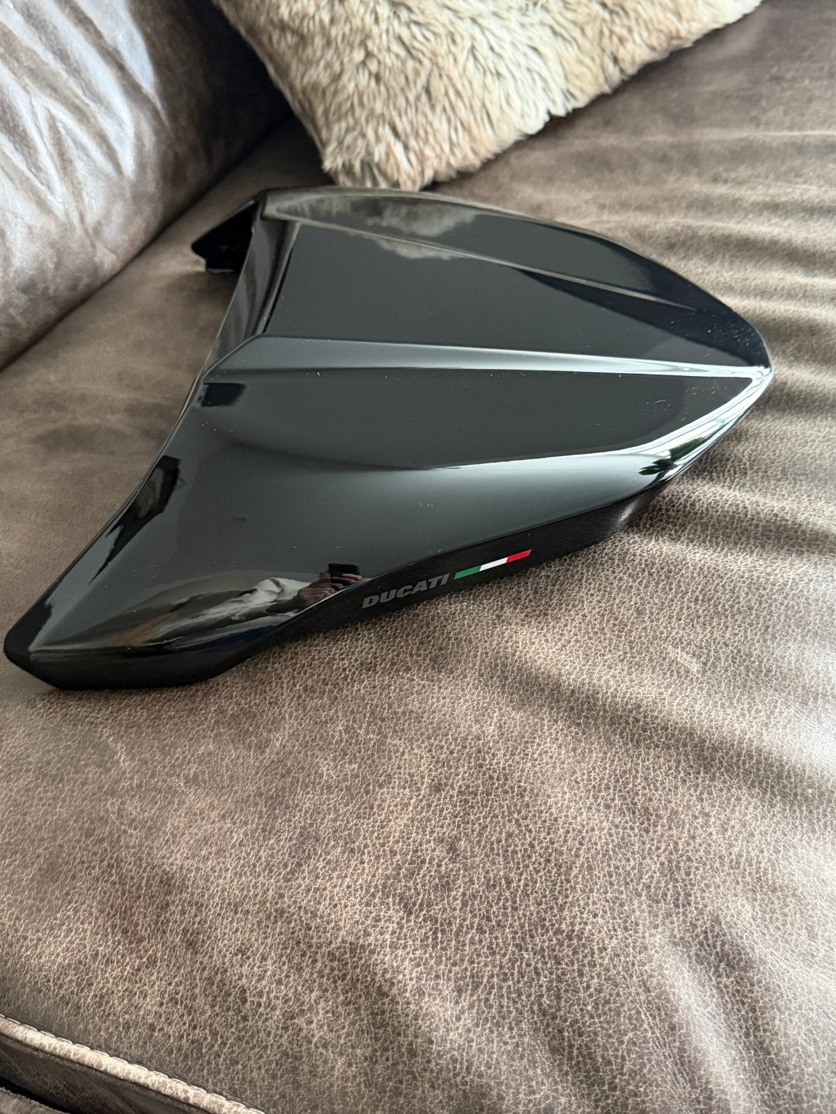 Ducati Diavel V4 seat cover - Glanzend Zwart, Ophalen of Verzenden, Gebruikt