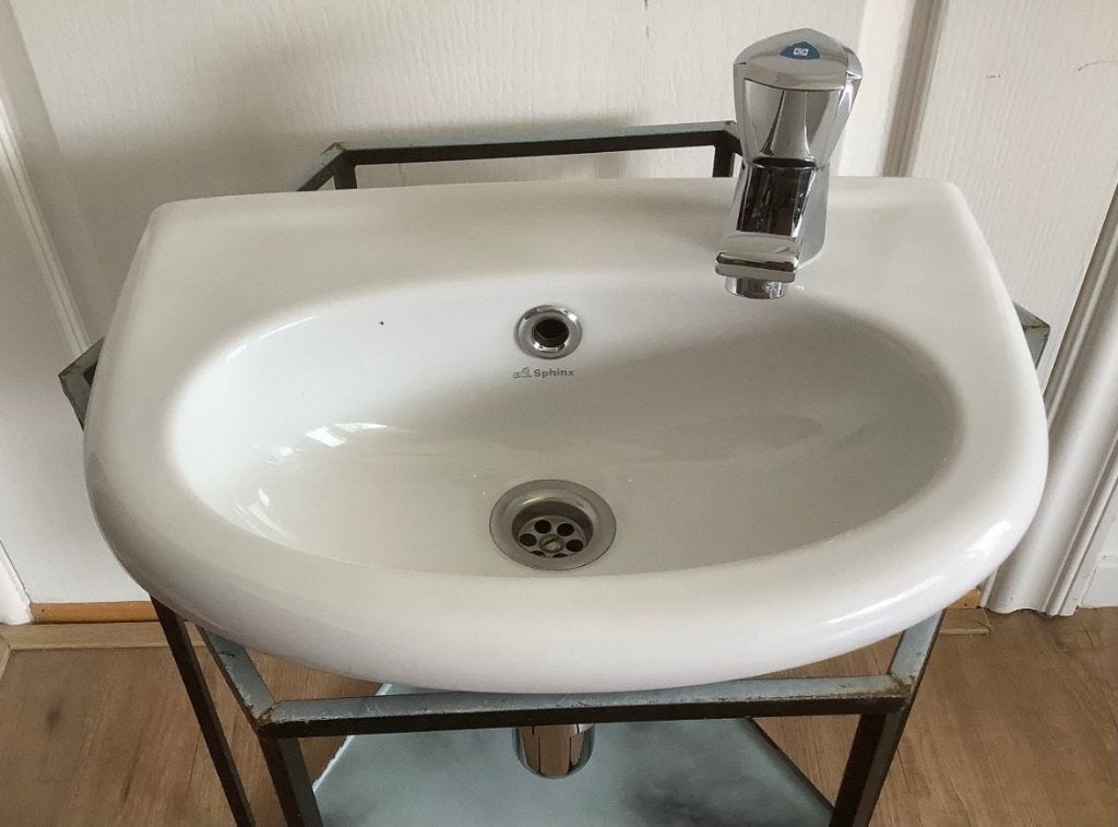 vrijwel nieuwe Sphinx fontein, compleet! (ook: Listellos!), Ophalen of Verzenden, Zo goed als nieuw, Koper, Toilet