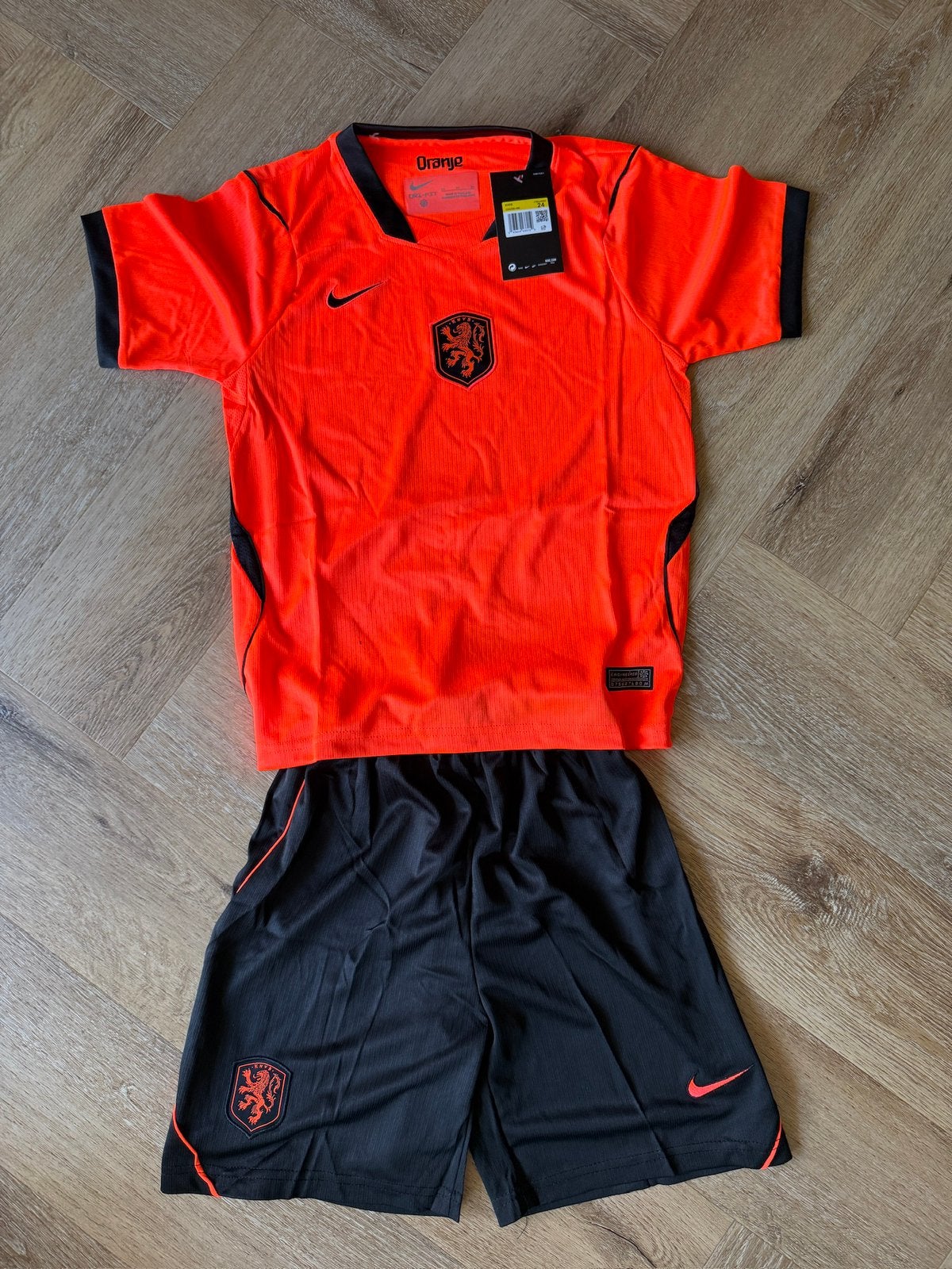 Nederlands Elftal Kindertenue, Maat XS of kleiner, Ophalen of Verzenden, Nieuw, Set