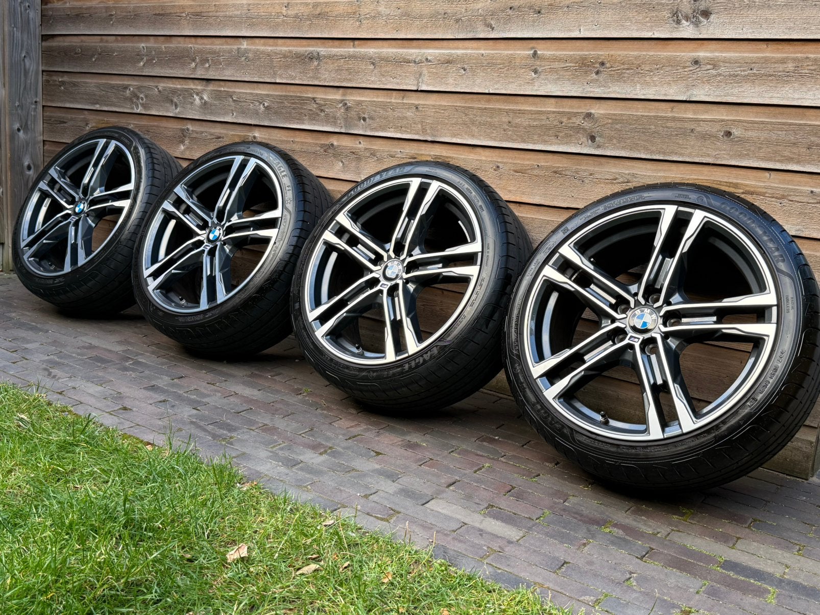 Orig BMW F40 F44 Styling 556M 18 inch velgen + zomerbanden, Auto-onderdelen, 18 inch, Gebruikt, Banden en Velgen, Ophalen of Verzenden