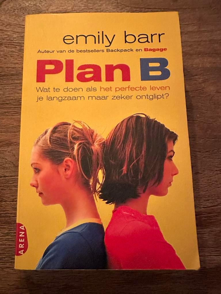 Plan B - Emily Barr, Ophalen of Verzenden, Gelezen, Europa overig