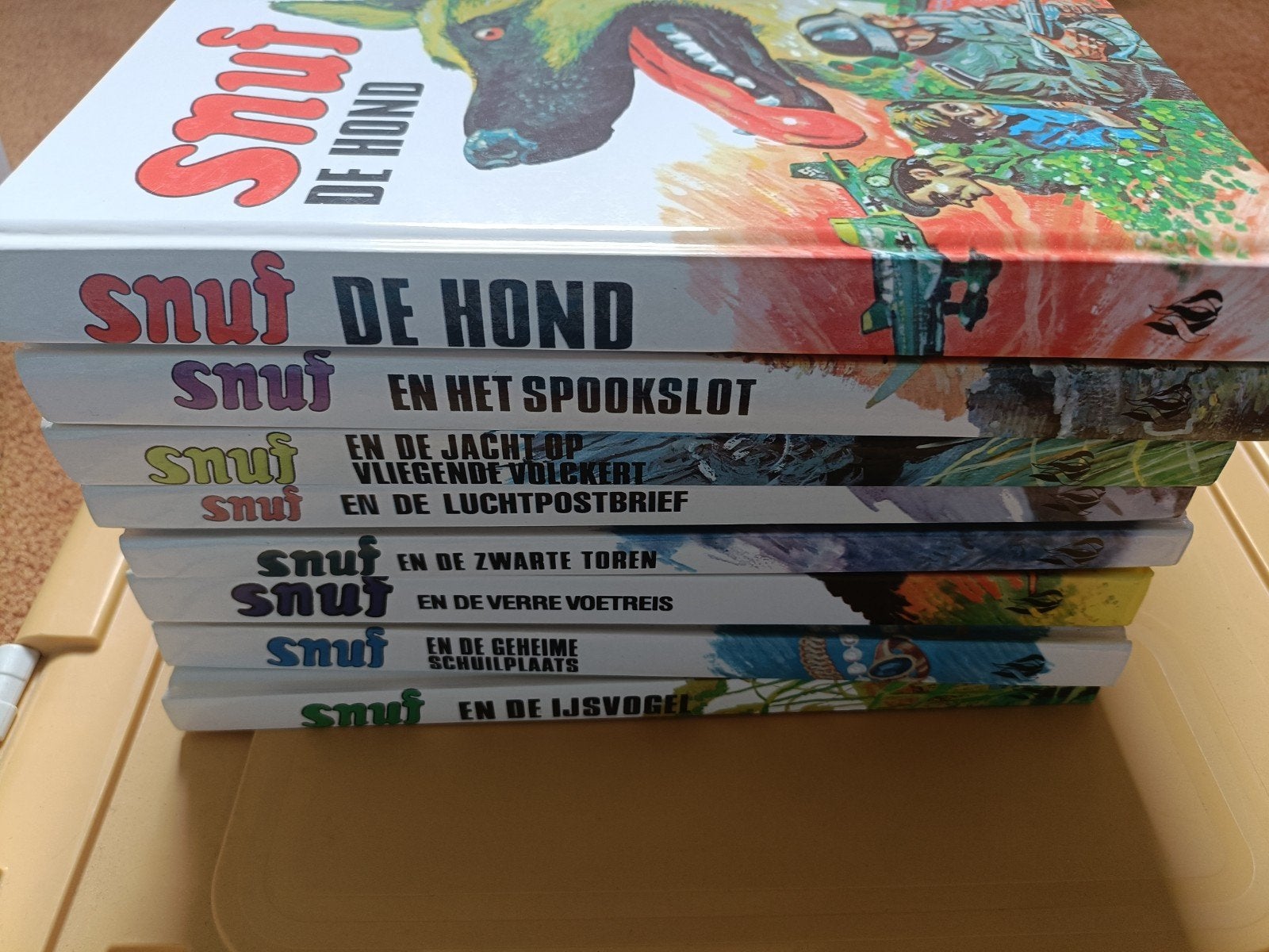 Snuf de Hond boekenreeks - 8 delen, Boeken, Ophalen of Verzenden, Zo goed als nieuw, Piet Prins, Fictie algemeen